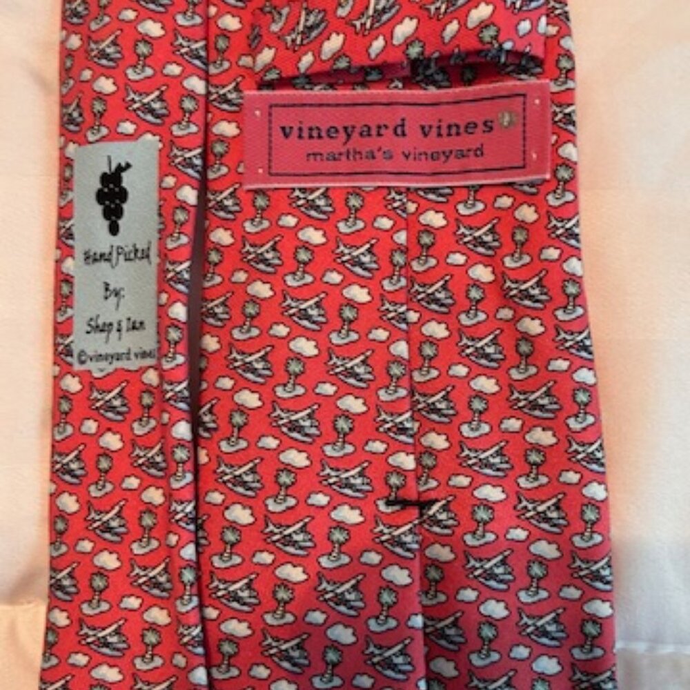 Vineyard Vines dark pink/light red seaplane tie